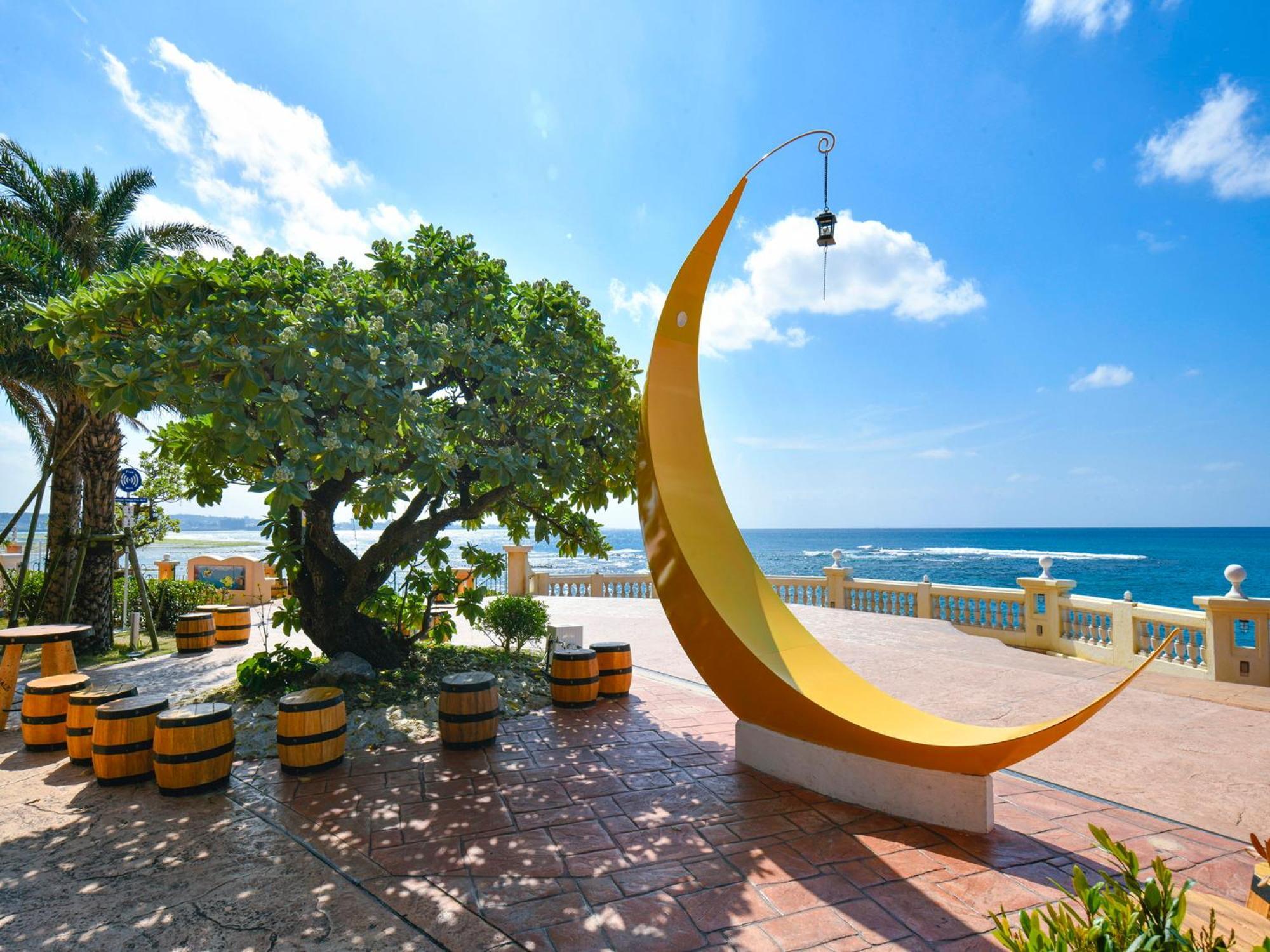 Lequ Okinawa Chatan Spa ＆ Resort Exterior photo